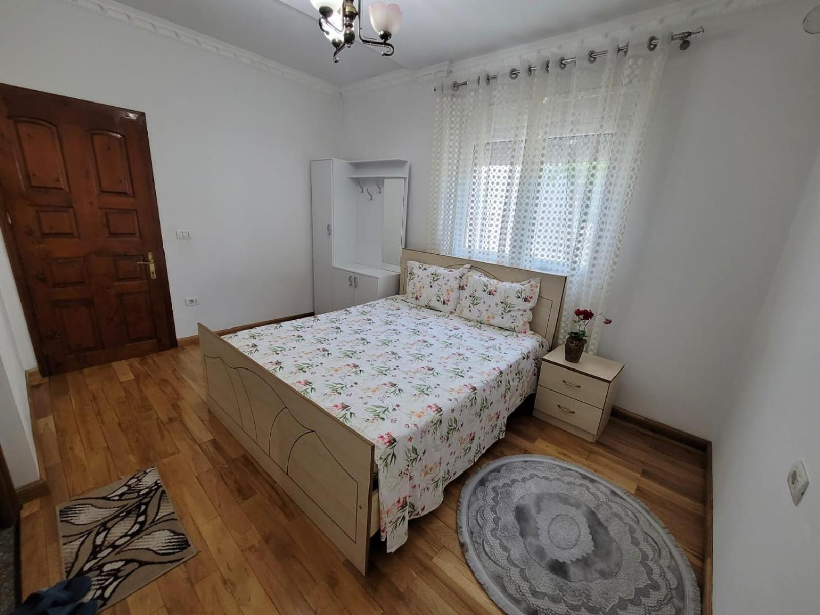 Private Room On A Shared Apartament Near Durres Beach מראה חיצוני תמונה