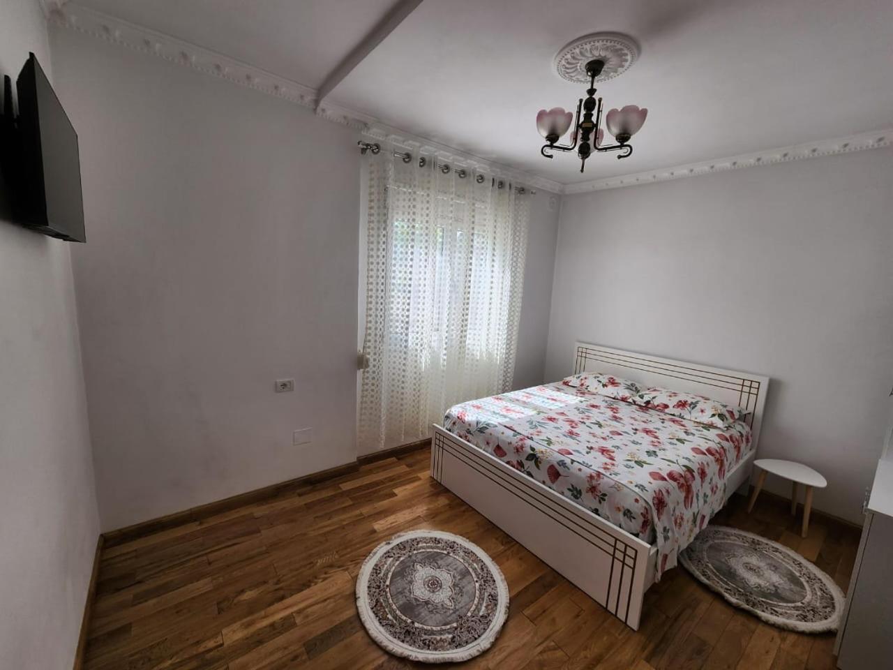 Private Room On A Shared Apartament Near Durres Beach מראה חיצוני תמונה
