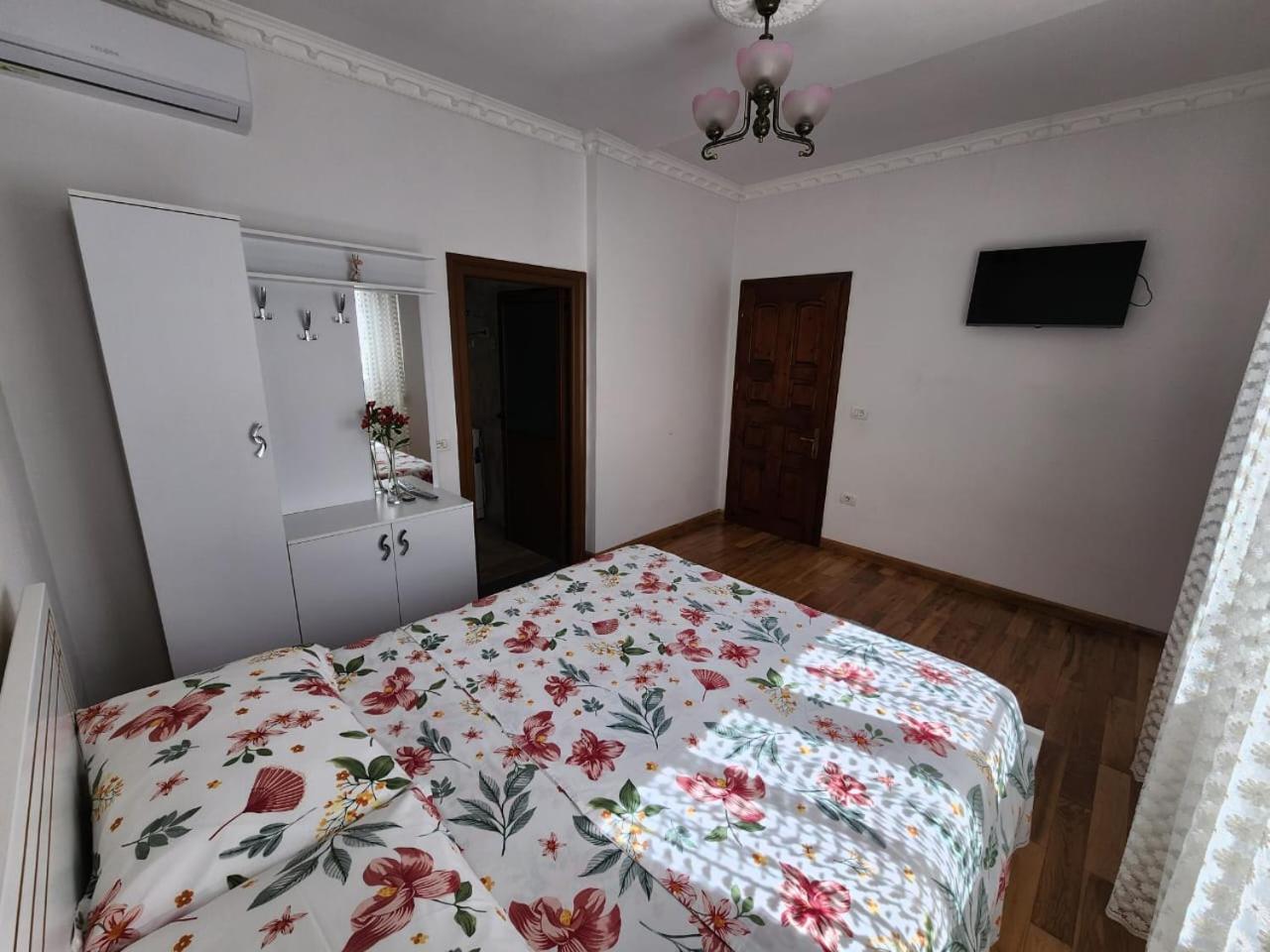 Private Room On A Shared Apartament Near Durres Beach מראה חיצוני תמונה